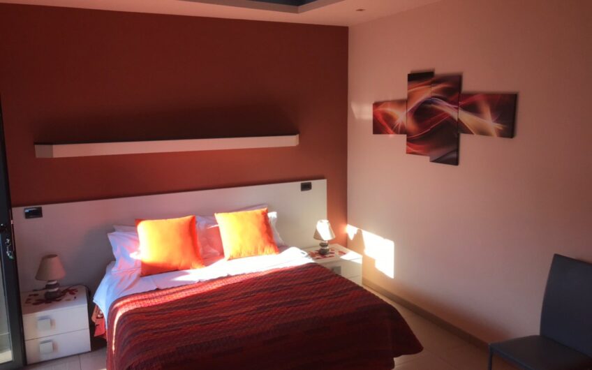 Etna Milo Aparthotel