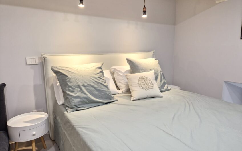 aMuRy Loft
